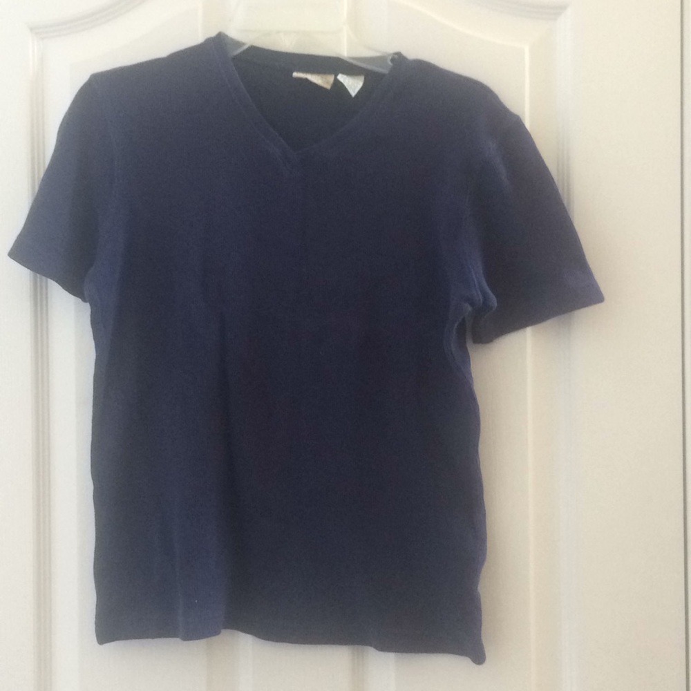 FINAL MARKDOWN St. John’s Bay waffle weave tee medium